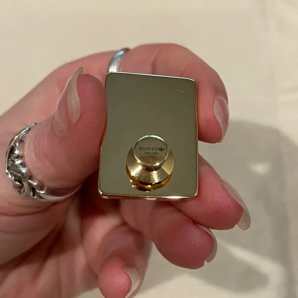 Gucci x Adidas Limited Edition Enamel Pin - Picture 2 of 10